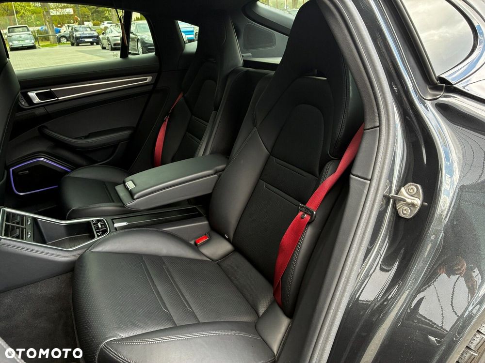 Porsche Panamera - 23