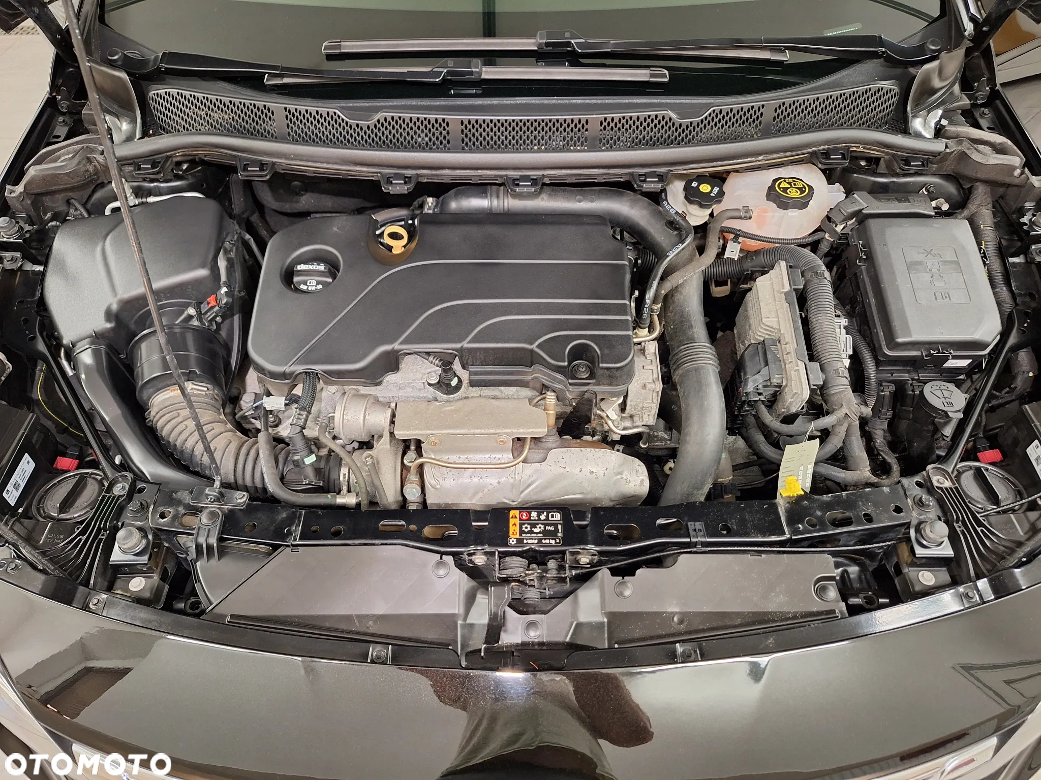 Opel Astra 1.4 Turbo Business - 37