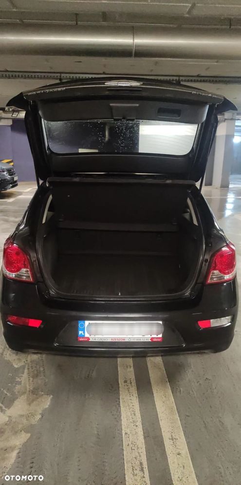 Chevrolet Cruze 1.8 LT - 8