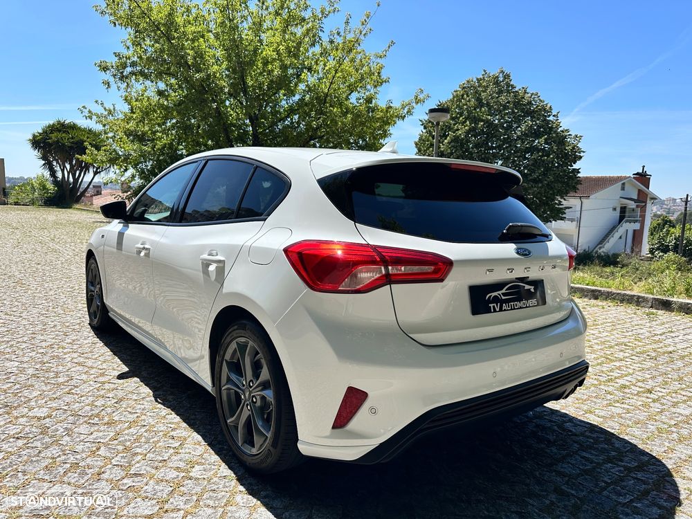 Ford Focus 1.0 EcoBoost S&S ST-LINE - 6