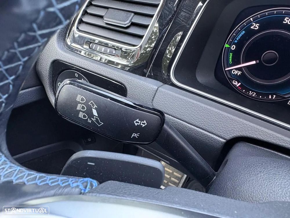 VW Golf 1.4 GTE Plug-in - 42