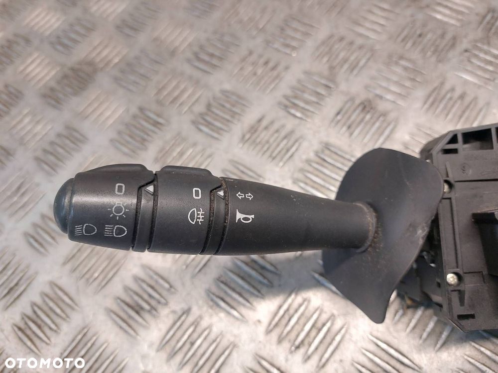 MANETKA PRZEŁĄCZNIK ZESPOLONY DACIA SANDERO I 8200792584 - 5