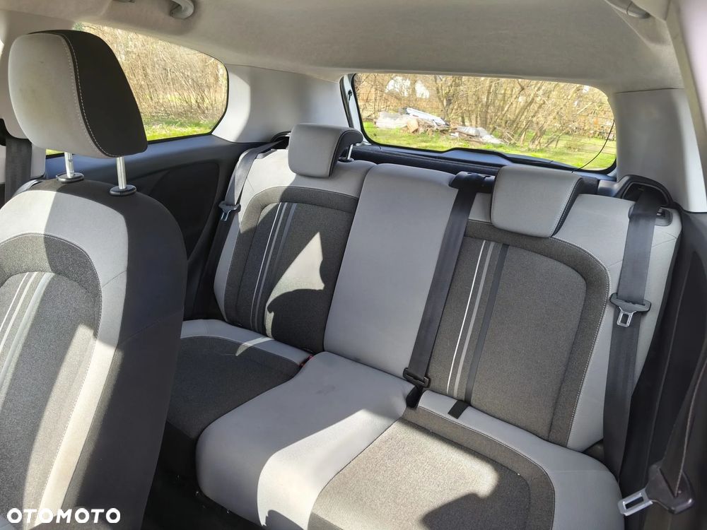 Fiat Punto 2012 1.2 Easy - 24