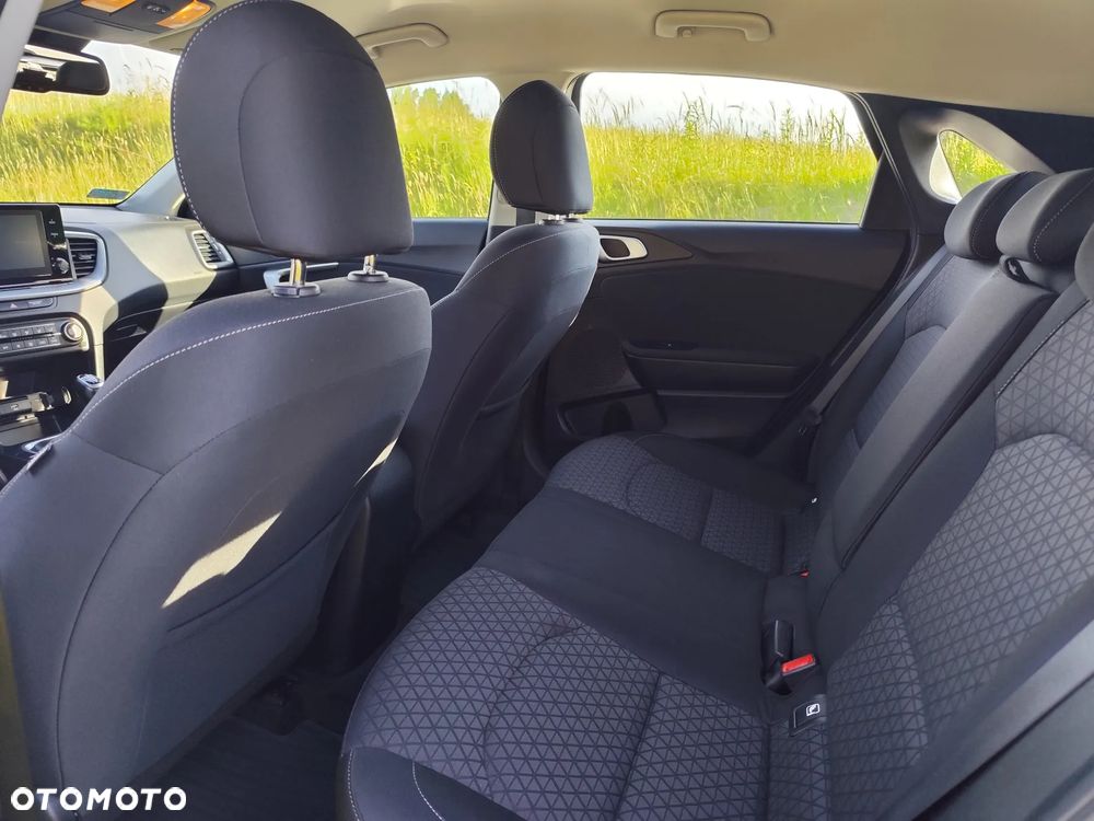 Kia Ceed 1.4 T-GDI M - 13