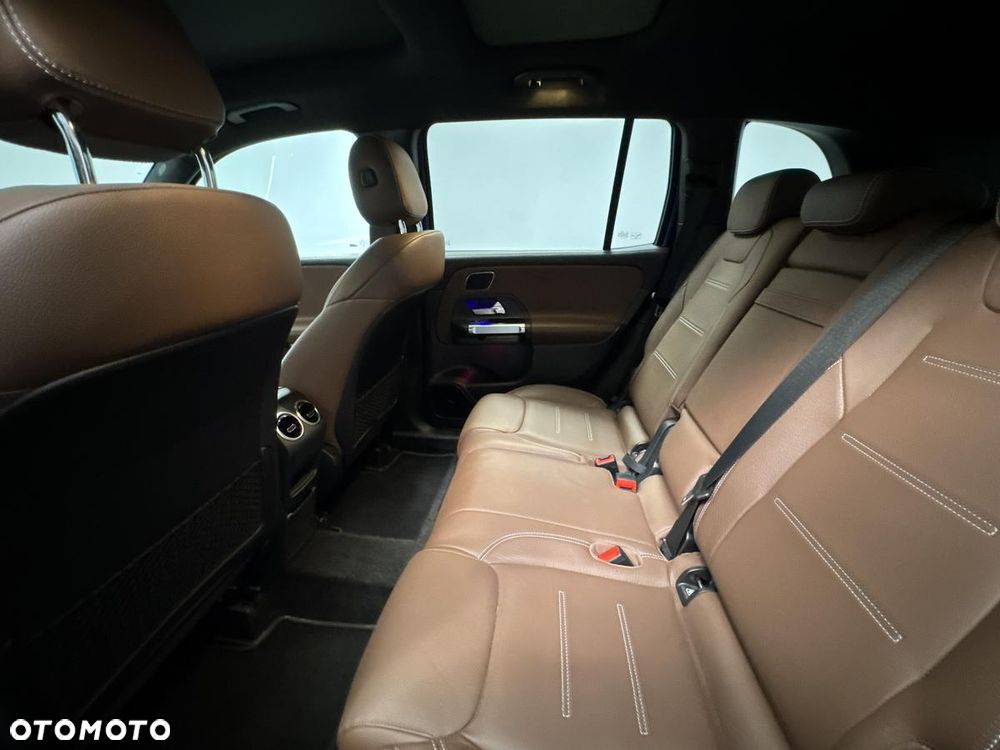Mercedes-Benz GLB 200 d 4-Matic AMG Line 8G-DCT - 21