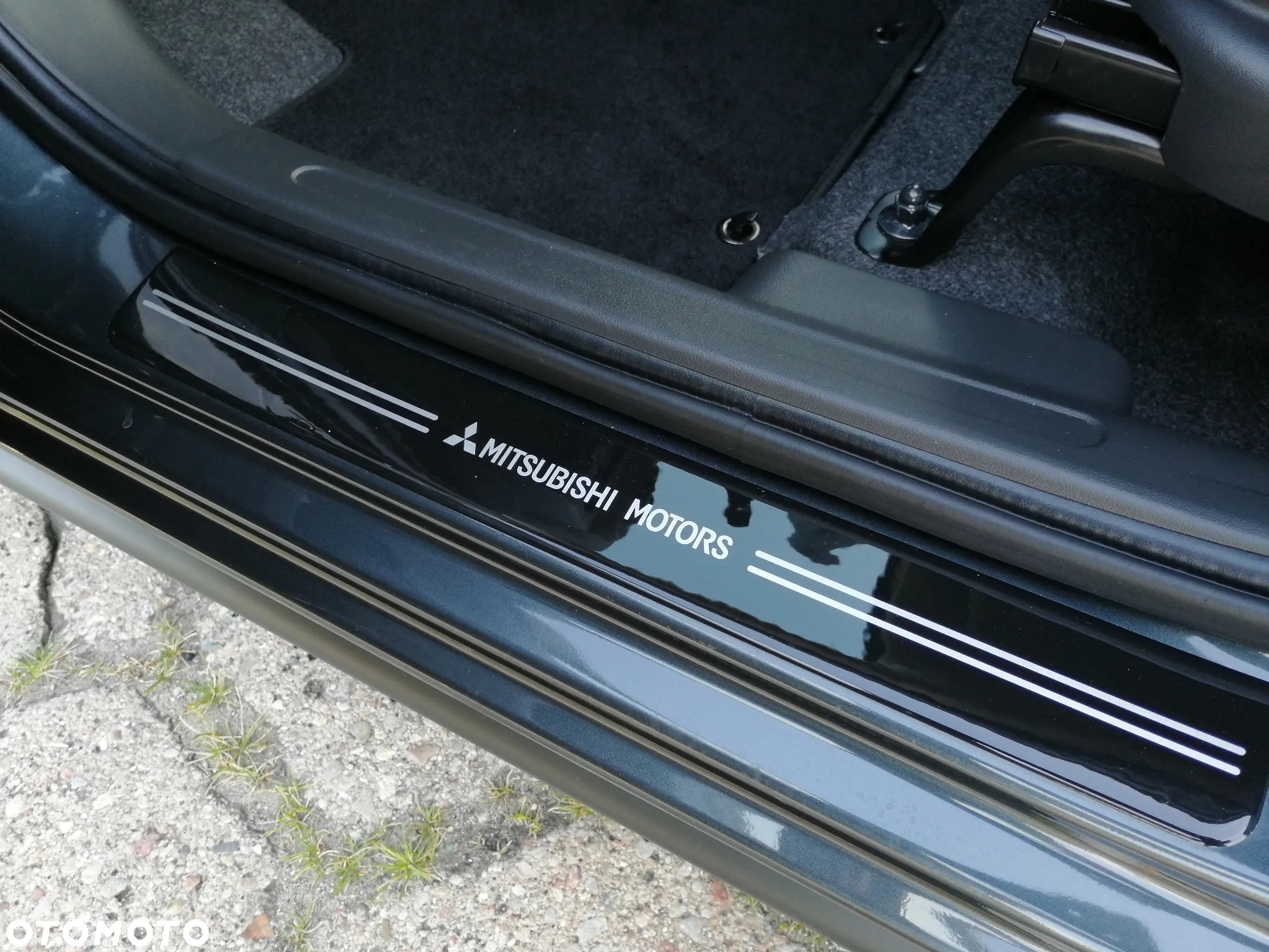 Mitsubishi Space Star AS&G 1.2 Select+ Black - 35