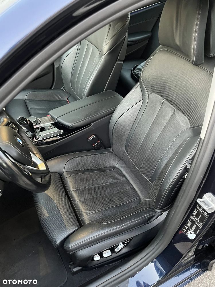 BMW Seria 5 520d xDrive Luxury Line - 15