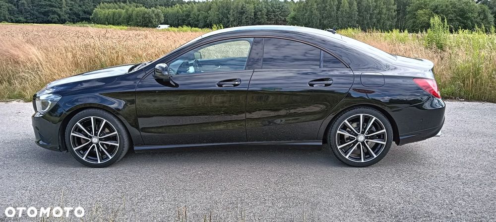 Mercedes-Benz CLA 180 - 4