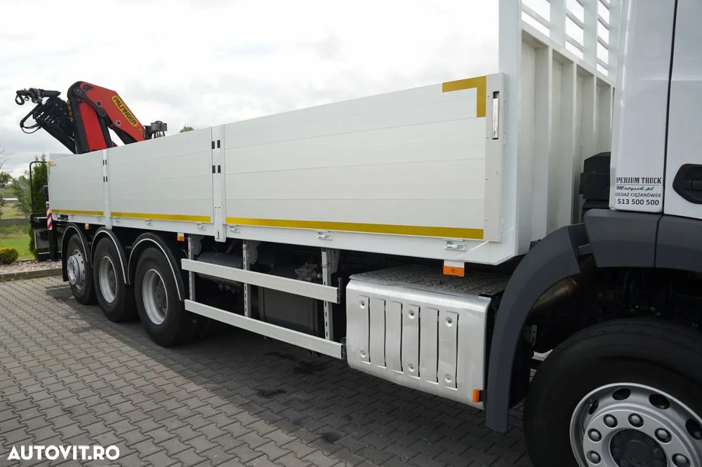Mercedes-Benz AROCS 3246 / TRIDEM / 8X4 / LIVRARE - 7,3 M / PODEA REZISTENTĂ / Cuplaj PALFINGER PK 22 002 / Rază de acțiune: 14,5 / FURCĂ PENTRU PALEȚI / - 18