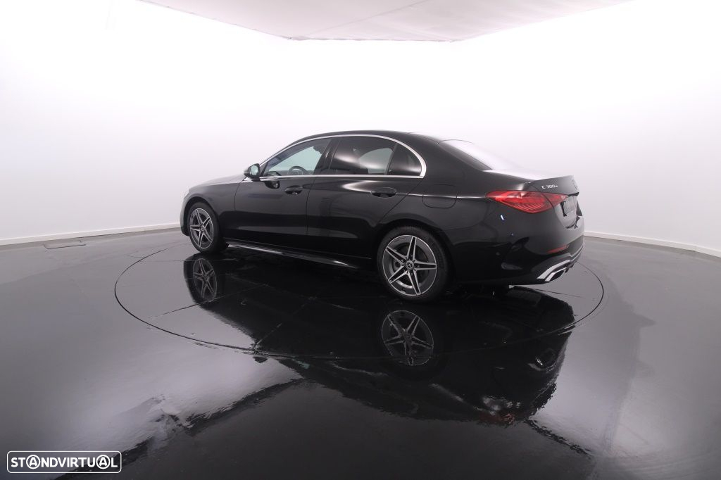 Mercedes-Benz C 300 e AMG Line - 4