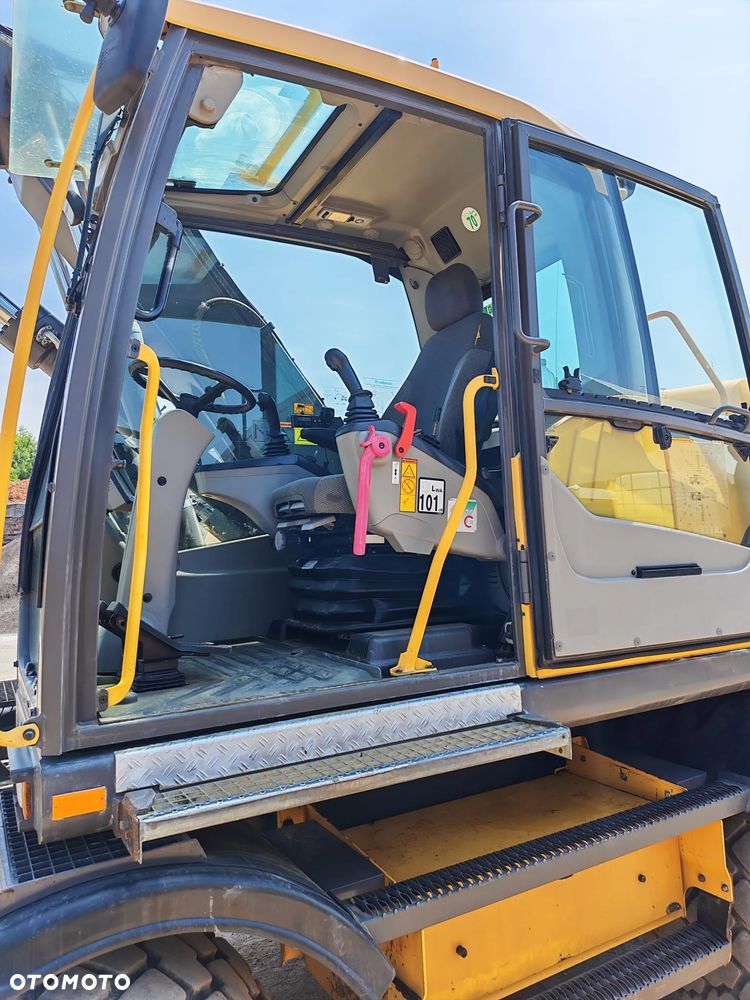 Volvo EW 140 D - 12