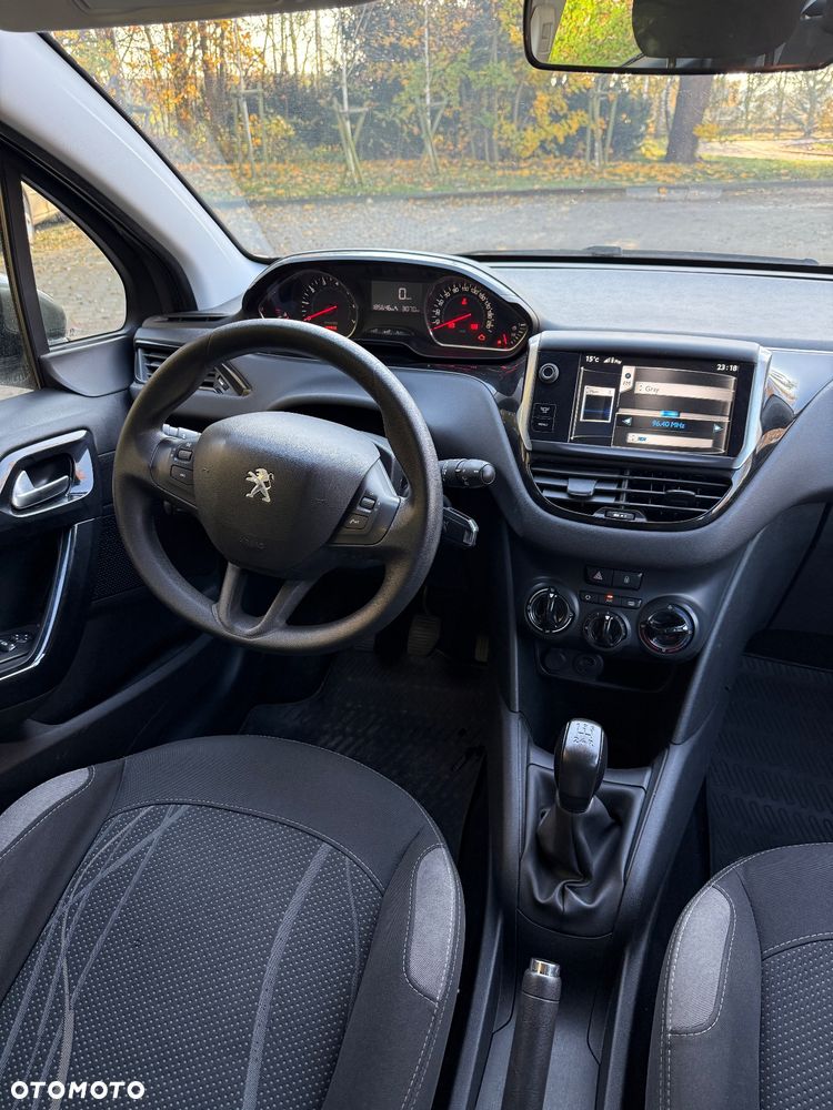 Peugeot 208 1.4 VTi Allure - 14