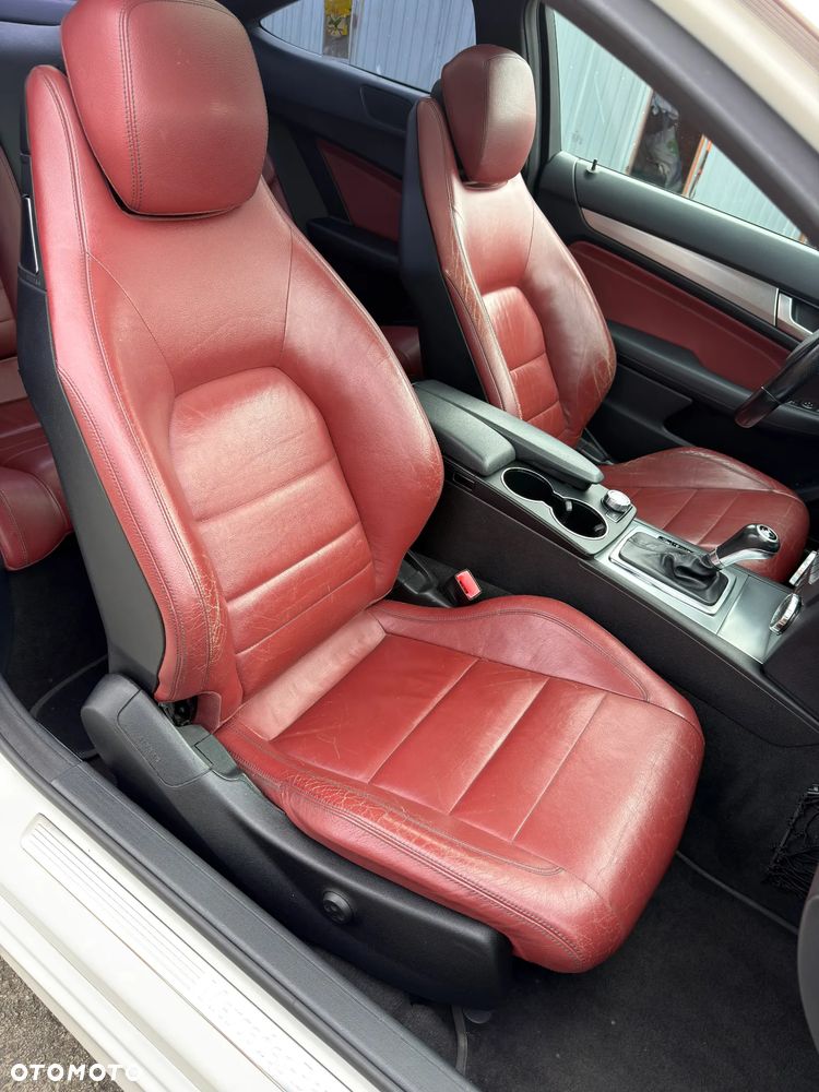Mercedes-Benz Klasa C 350 CGI BlueEff - 19