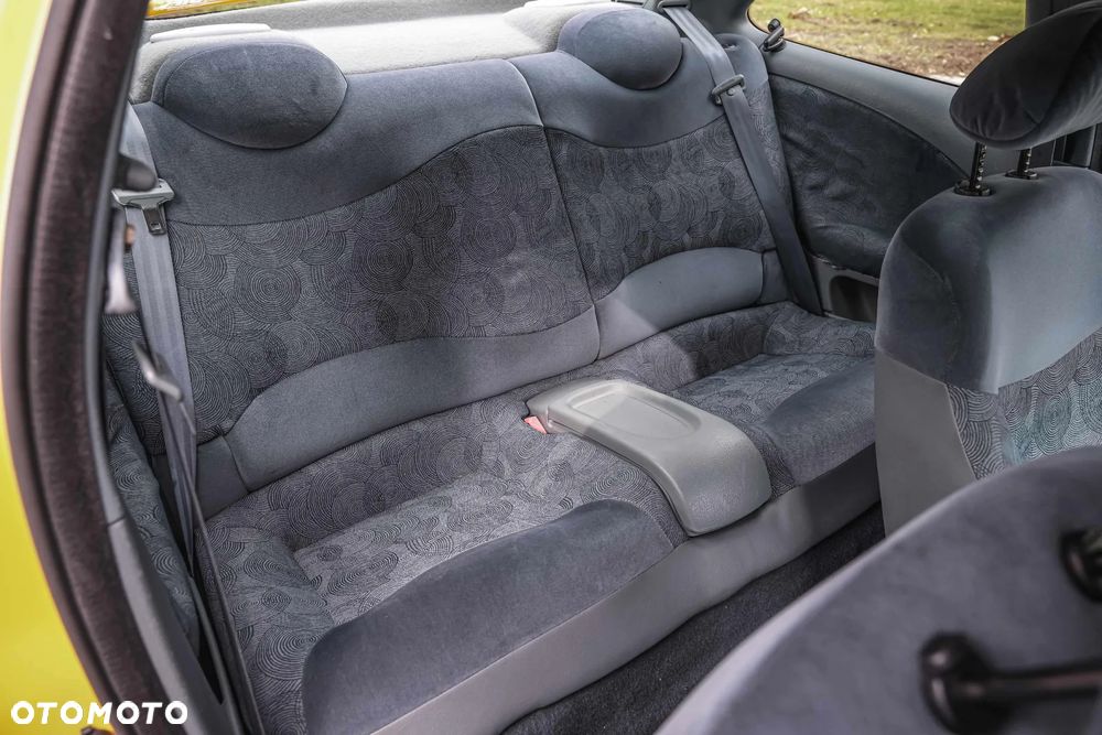 Renault Megane Coach 2.0 - 35