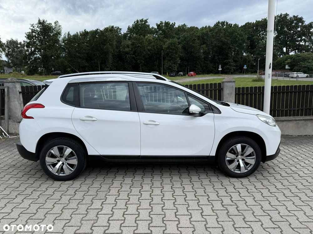 Peugeot 2008 - 6