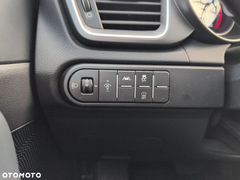 Kia XCeed 1.5 T-GDI M DCT - 26