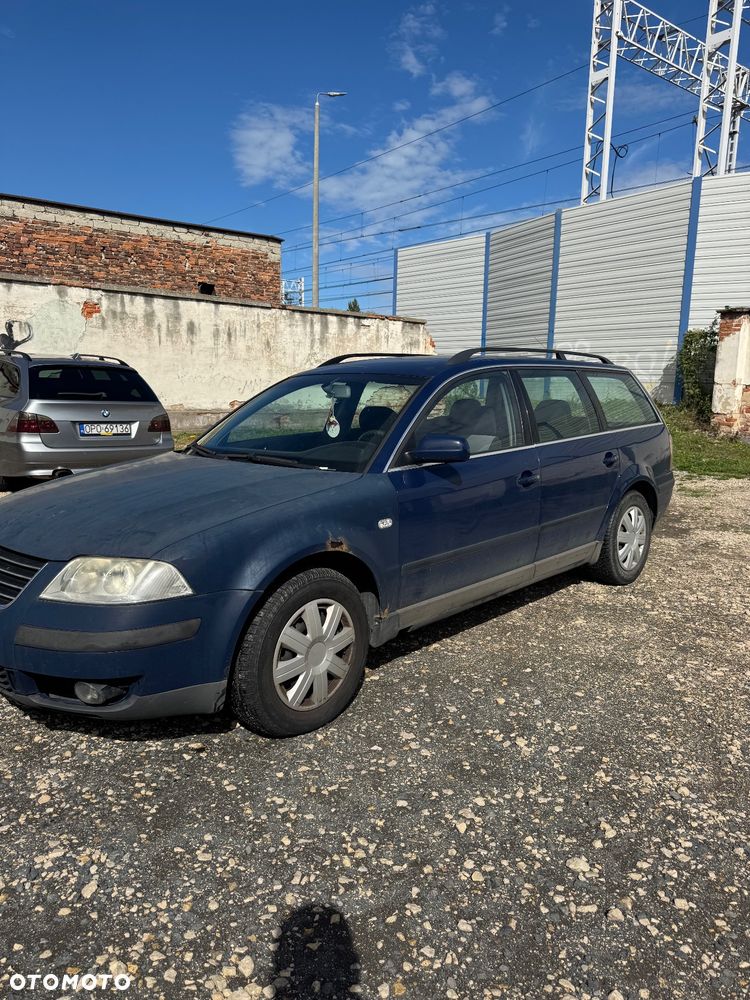 Volkswagen Passat 1.9 TDI Basis - 3