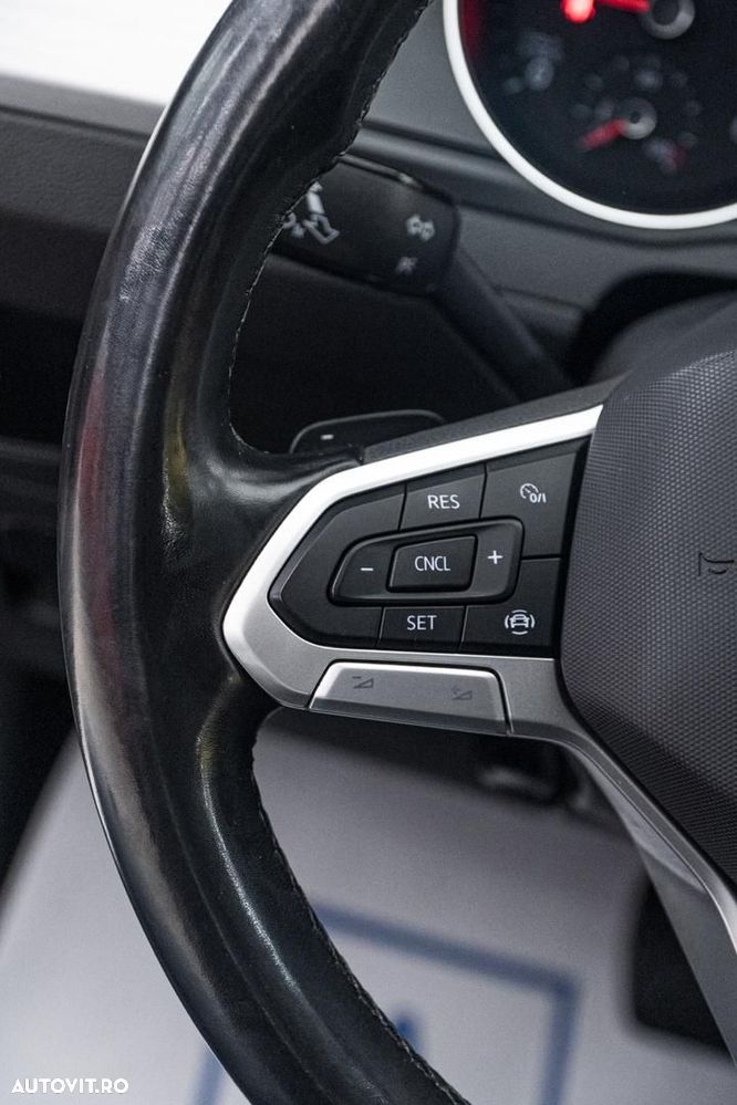 Volkswagen Passat 2.0 TDI DSG Comfortline - 14