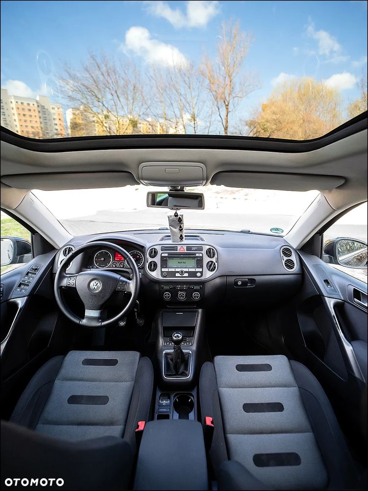 Volkswagen Tiguan - 20