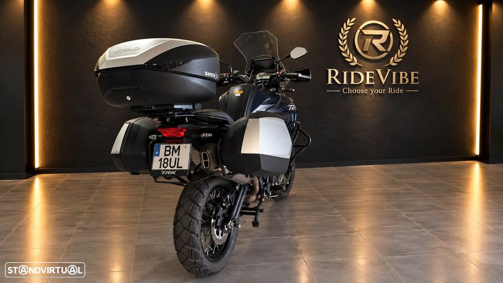 Benelli TRK 502 - 4