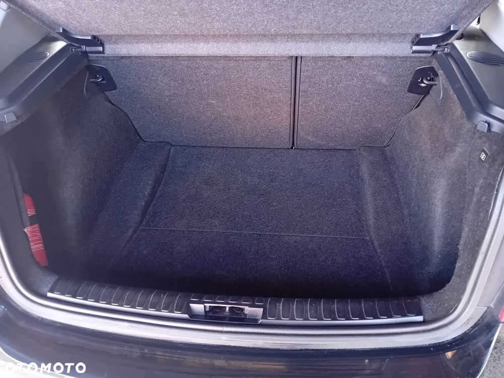 BMW Seria 1 116i - 10