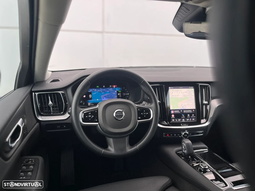 Volvo V60 2.0 T6 AWD TE Plus Dark - 23