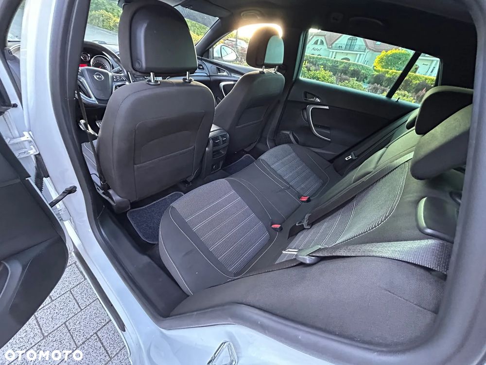 Opel Insignia - 19