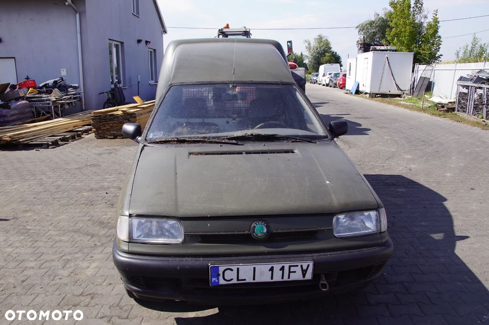 Auto na części - Skoda Felicia Pickup 1.9 D 64 KM AEF 002300041R 1998R Silnik Skrzynia Drzwi Szyba Maska Lampa Lusterko Deska Kokpit Sterownik Moduł Czujnik Fotel Licznik Kierownica - 2