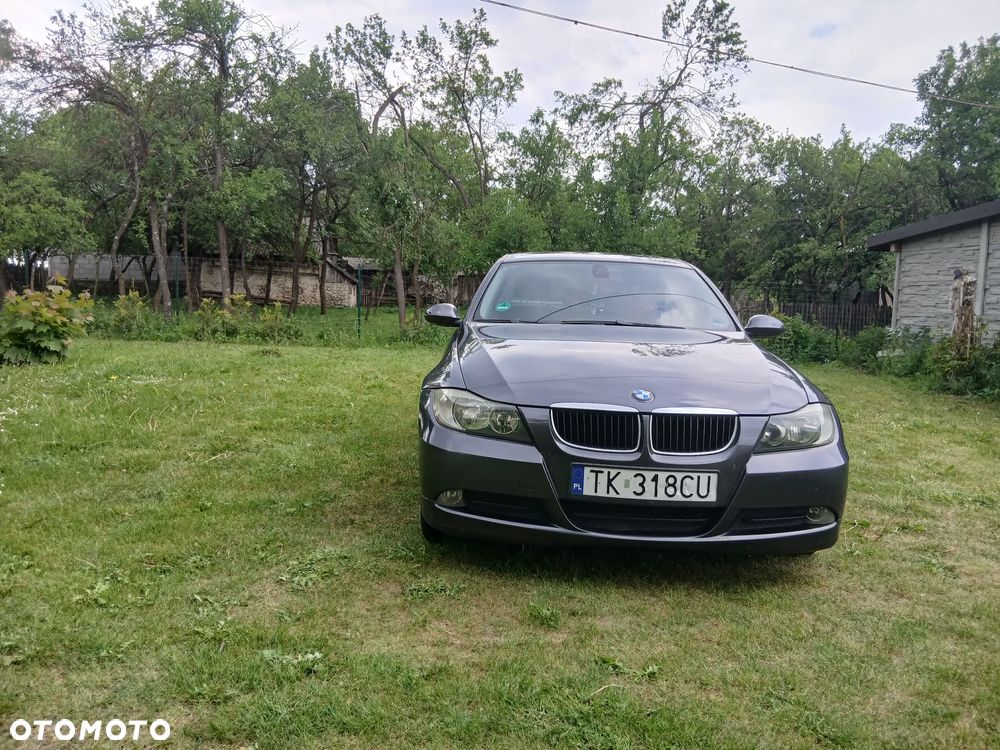 BMW Seria 3 318i - 3