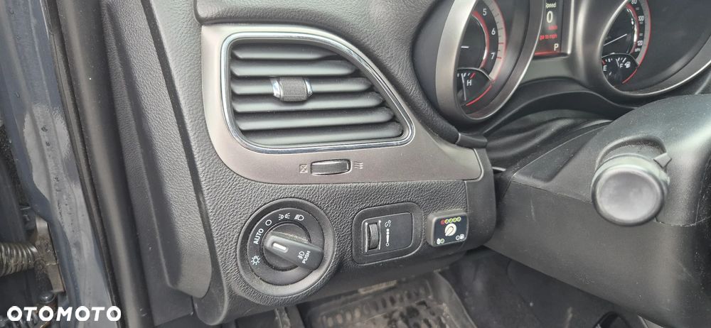 Dodge Journey - 13