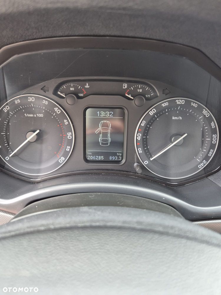 Skoda Octavia 2.0 TDI DPF Elegance - 12
