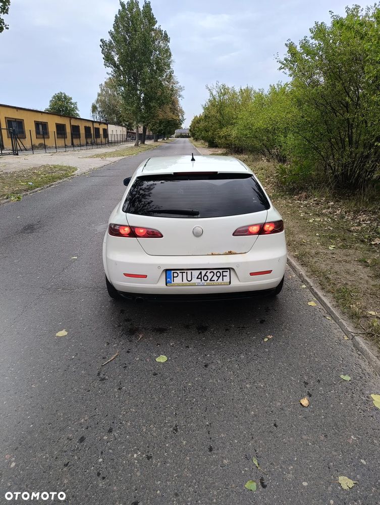 Alfa Romeo 159 1.9JTDM ti - 3