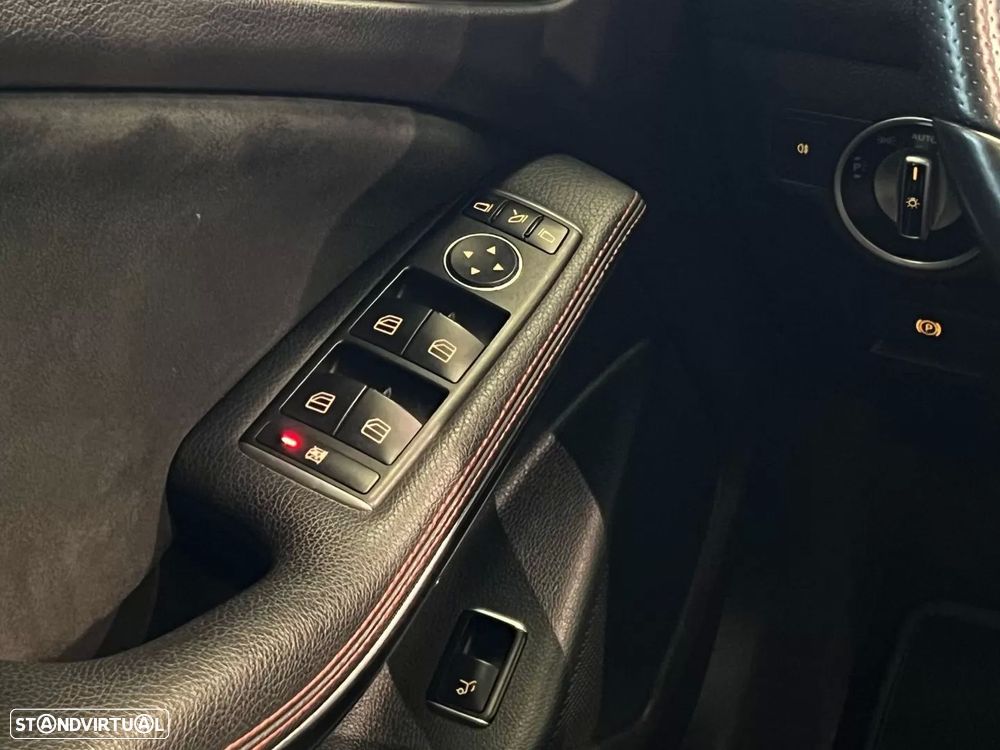 Mercedes-Benz GLA 200 d AMG Line - 27