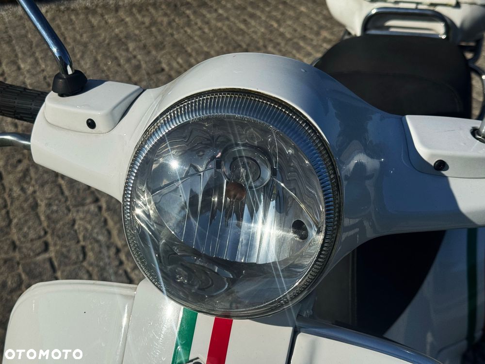 Vespa GTS - 13