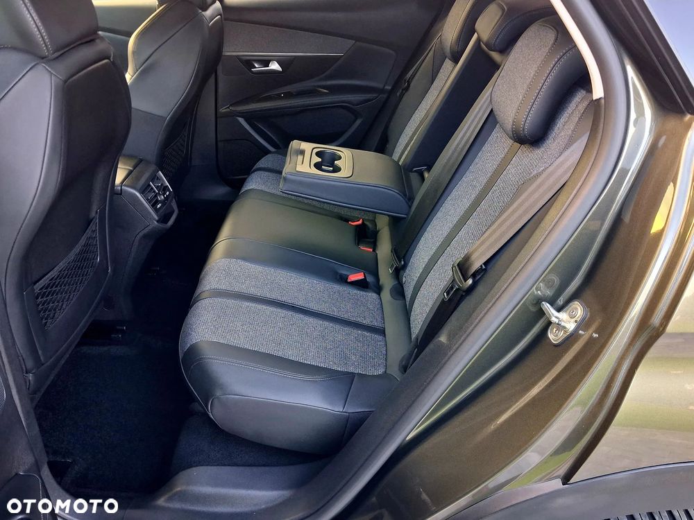Peugeot 3008 PureTech 130 Stop & Start GPF Allure Business-Paket - 20