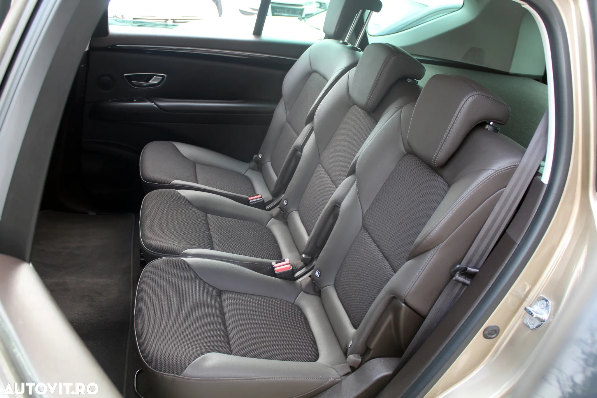 Renault Espace Energy dCi 160 EDC LIMITED - 12