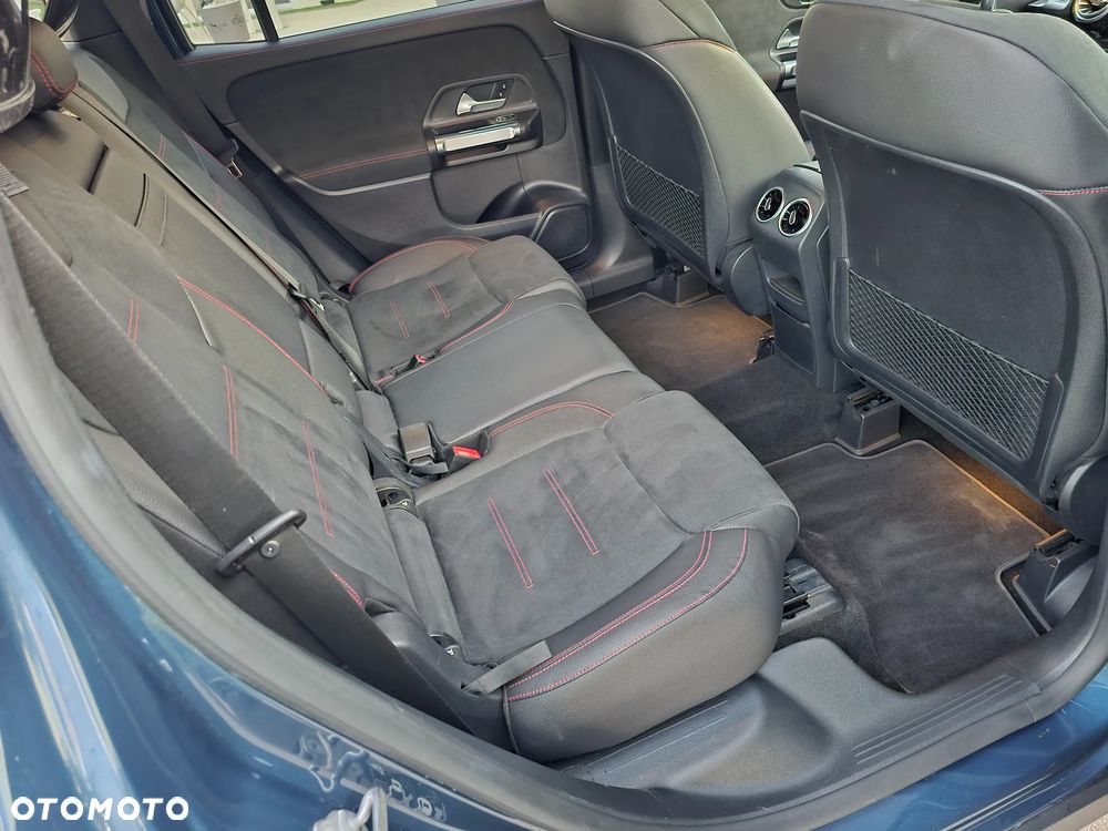 Mercedes-Benz GLB 250 AMG Line 8G-DCT - 14