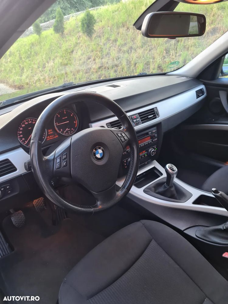 BMW Seria 3 320d - 7