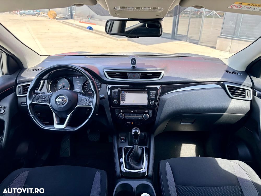 Nissan Qashqai 1.6 DCI Xtronic ACENTA - 10