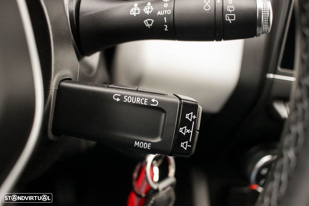 Renault Clio 1.0 TCe Limited - 23