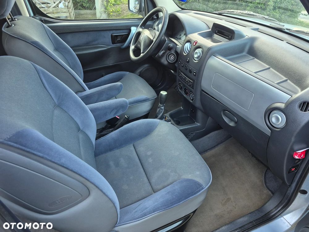Citroën Berlingo 1.6i Prestige - 36