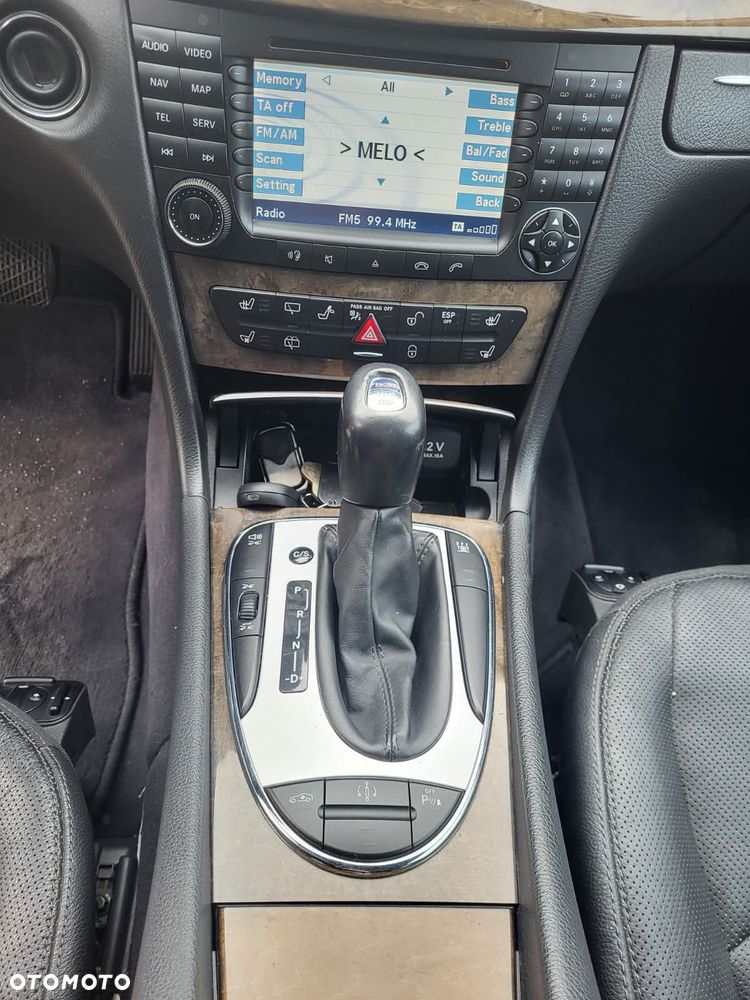 Mercedes-Benz Klasa E 500 4-Matic T Avantgarde - 18