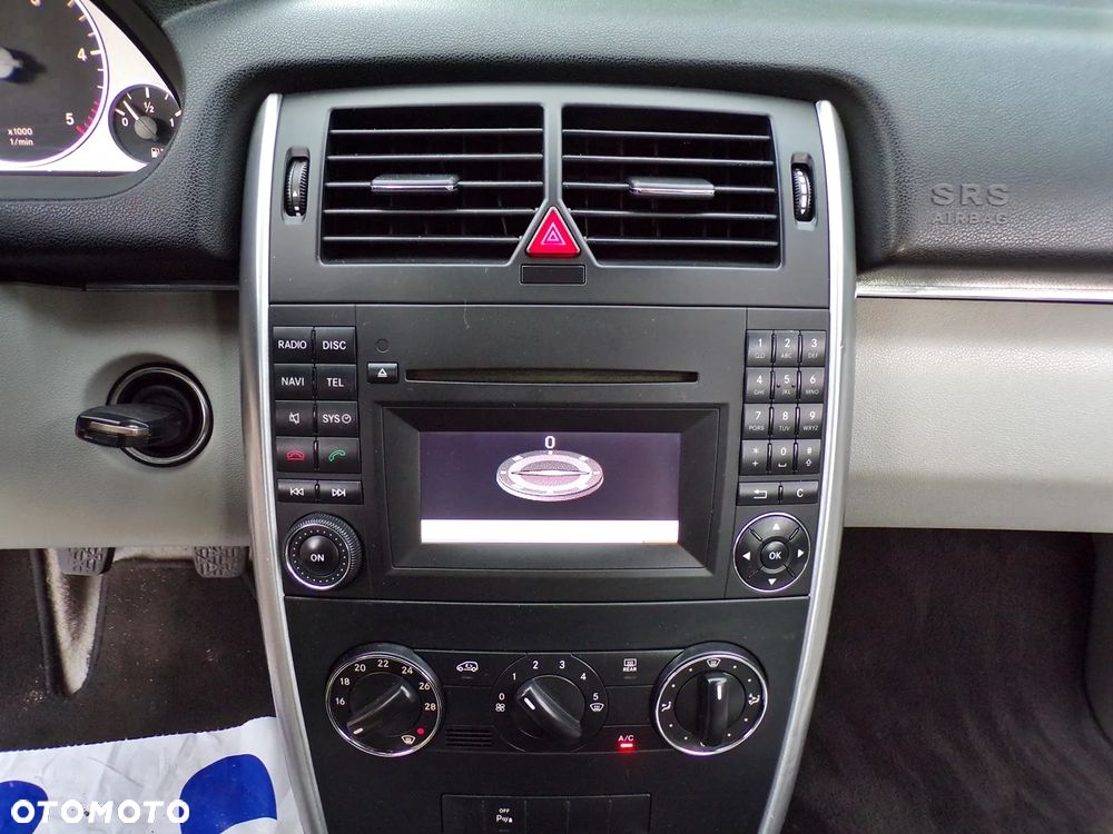 Mercedes-Benz Klasa B 180 CDI - 20