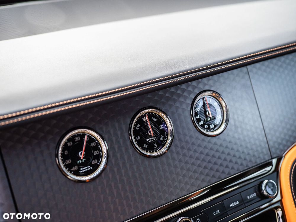 Bentley Flying Spur - 19