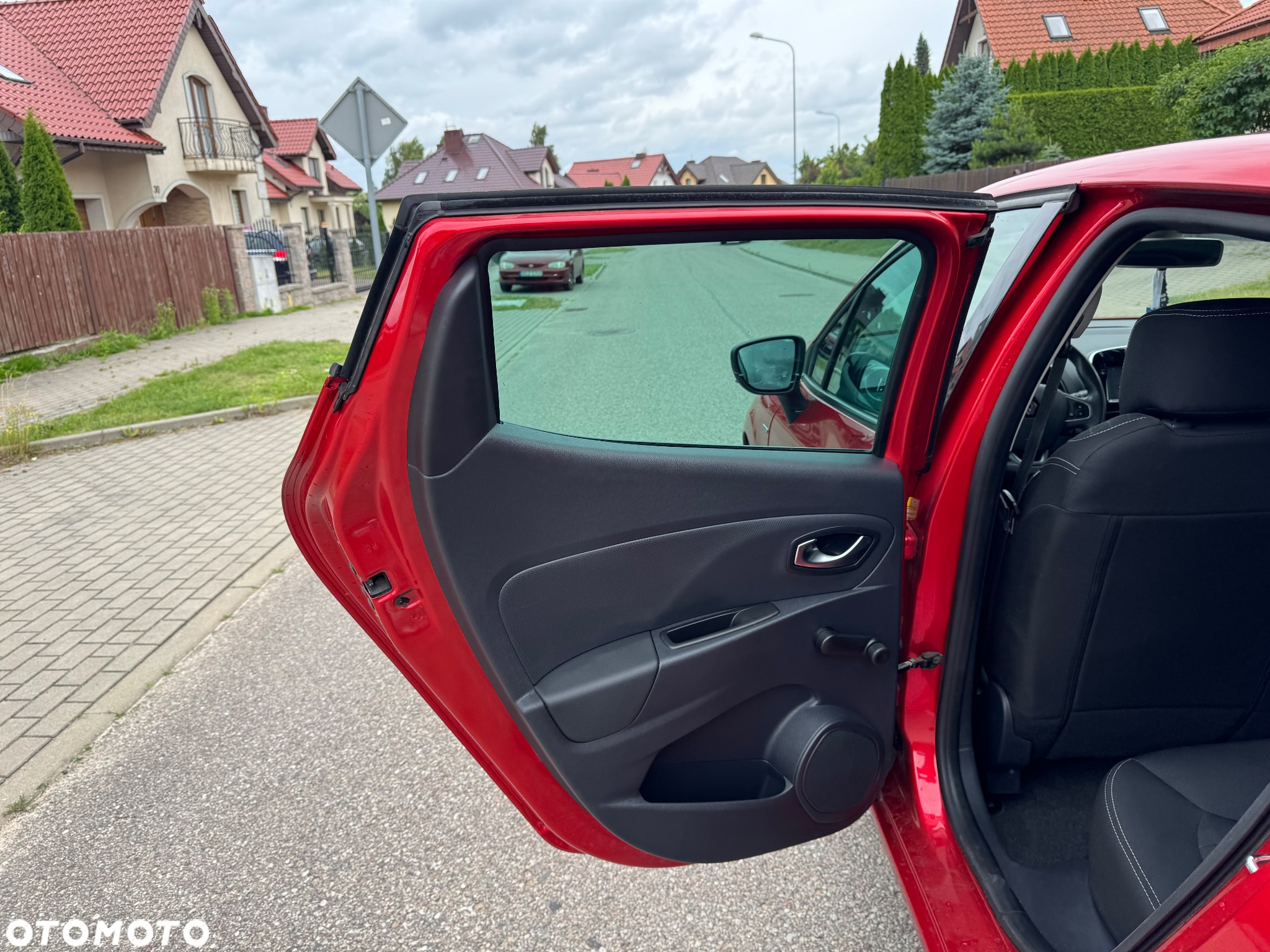 Renault Clio - 19