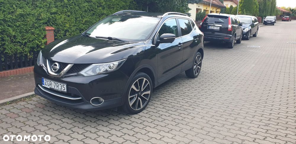 Nissan Qashqai - 1