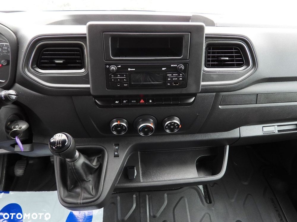 Renault MASTER PLANDEKA 10 PALET WEBASTO TEMPOMAT LEDY PNEUMATYKA KLIMATYZACJA  165KM - 34