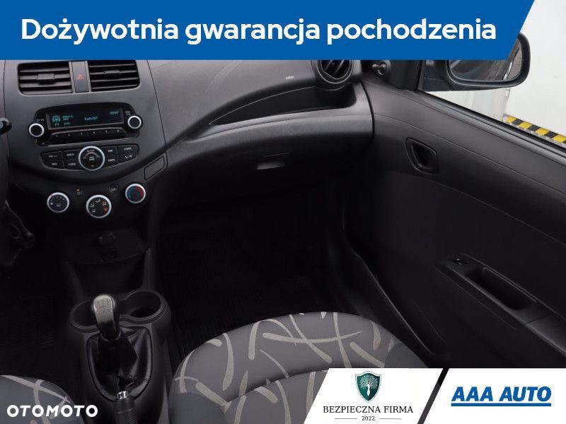 Chevrolet Spark - 10