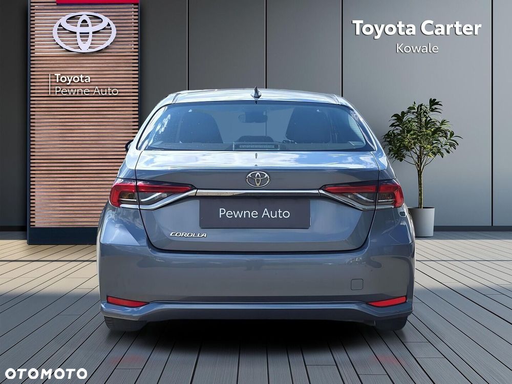 Toyota Corolla - 5