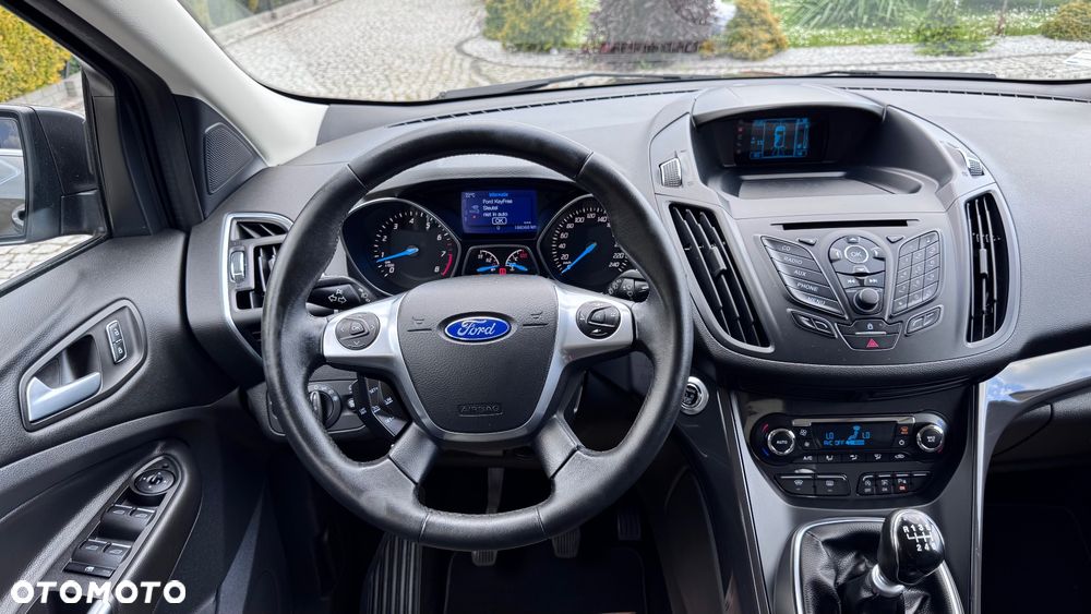 Ford Kuga 1.6 EcoBoost 2x4 Trend - 31